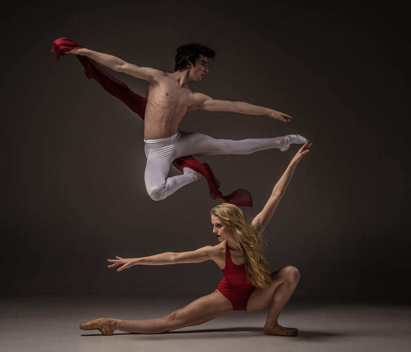Comet Dancers